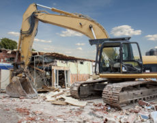 Ēku demontāžas darbi Dažādu demontāžas darbu izpilde, ēku nojaukšana