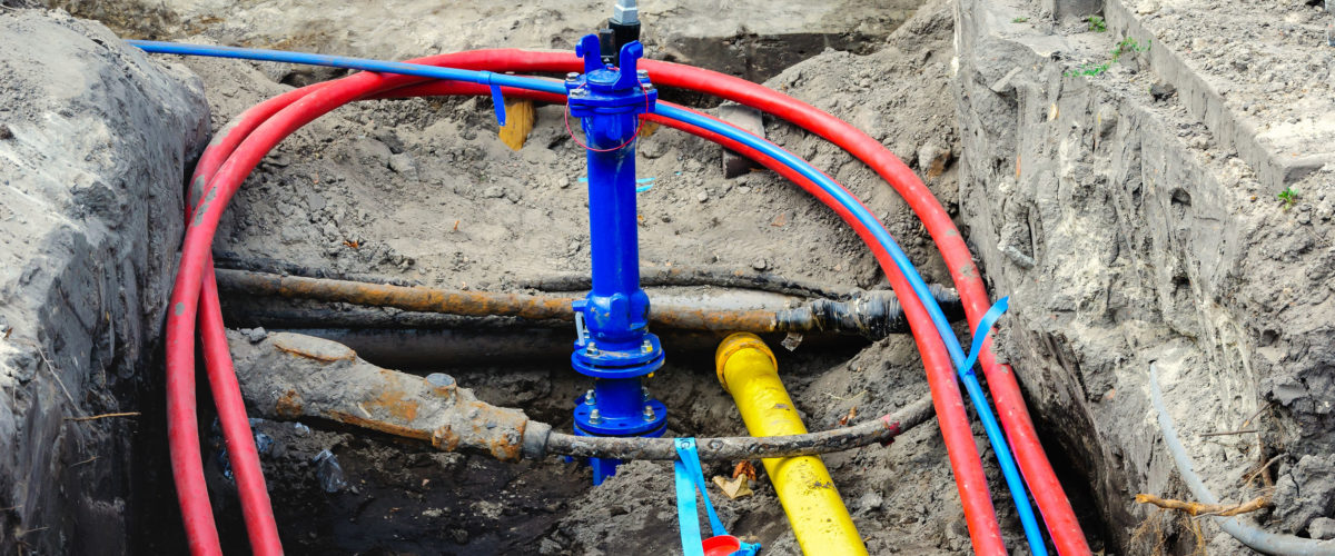 Siltumtrases, gāzes un ūdens apgādes pieslēgumu izbūve